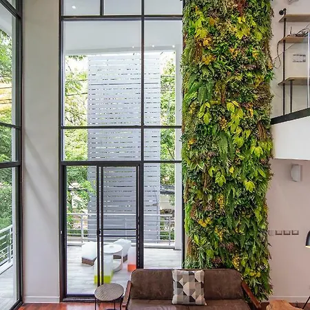 Benviar Tonson Residence