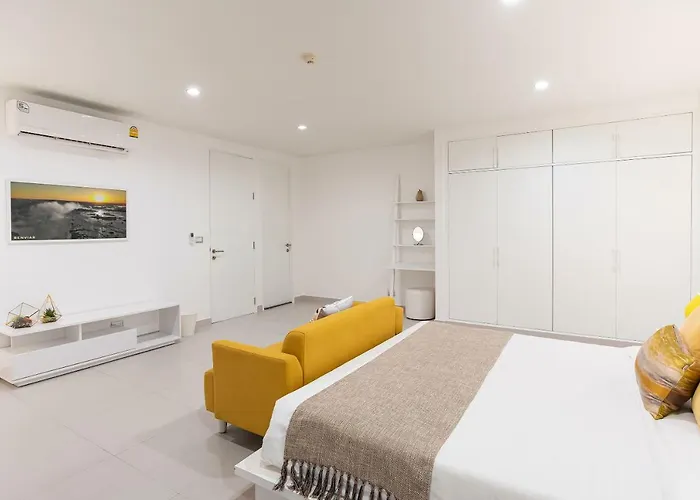 Benviar Tonson Apartahotel 4*